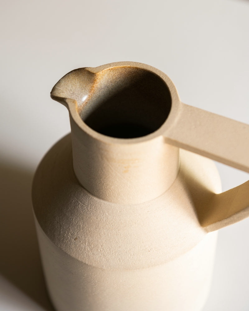 Karaf beige