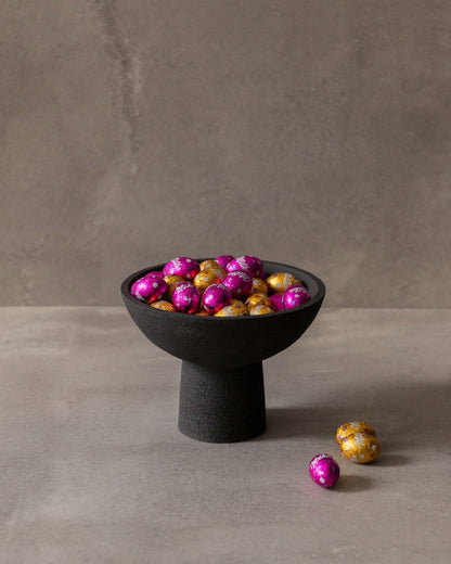MK keramiek - Bowl op voet -  Terra Aura Nigra