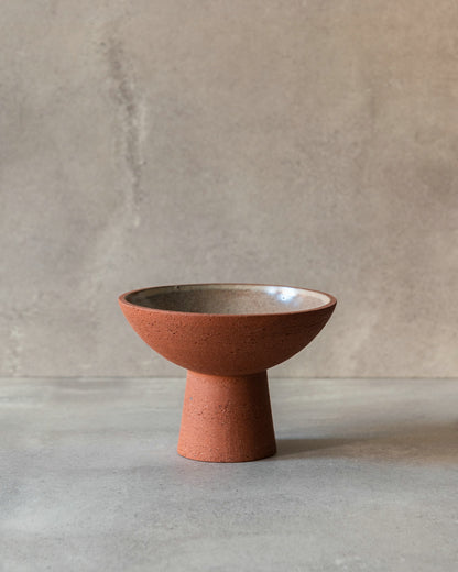 Bowl op voet -  Terra Aura Rubigo